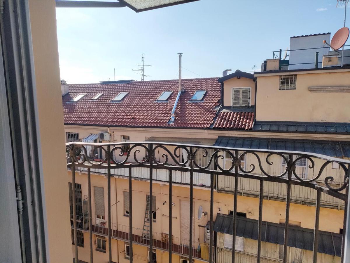 Apartament Deregre Centro 5 *